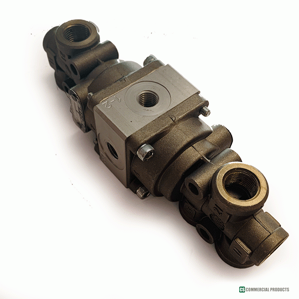 CS15-061 Double One-Way Valve With Control